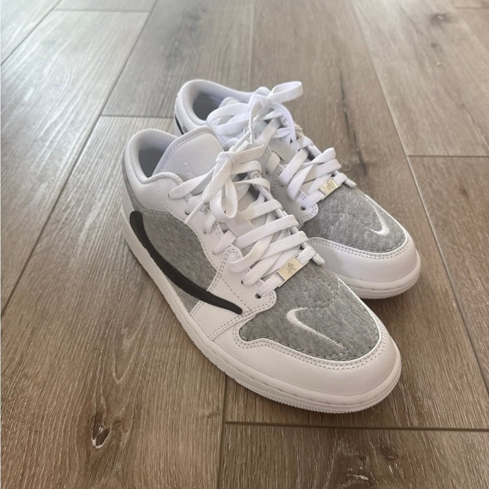 Nike Cactus Jogger Jordan 1 Low- men’s size 8- BRAND NEW